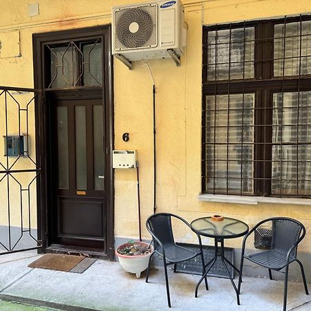 La Vida Loca Apartment Budapest Bagian luar foto